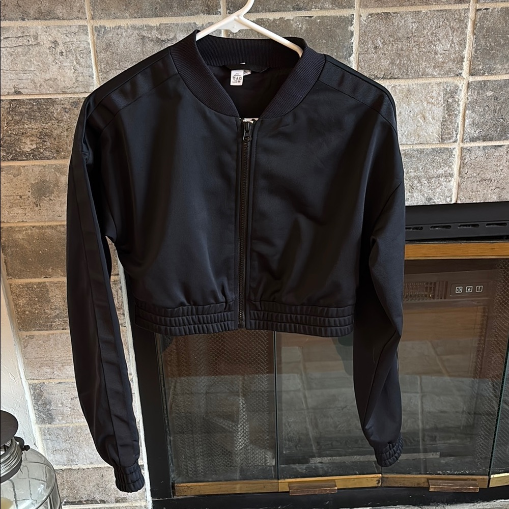 Alo Black Cropped Jacket